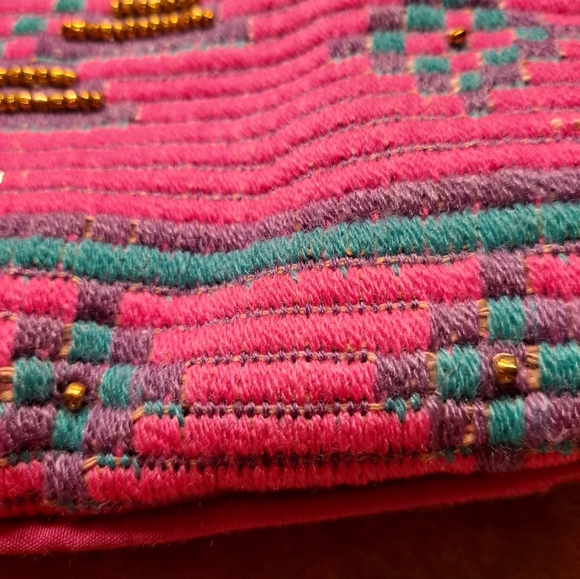 Fabulous MJ New York Clutch - Picture 5 of 11